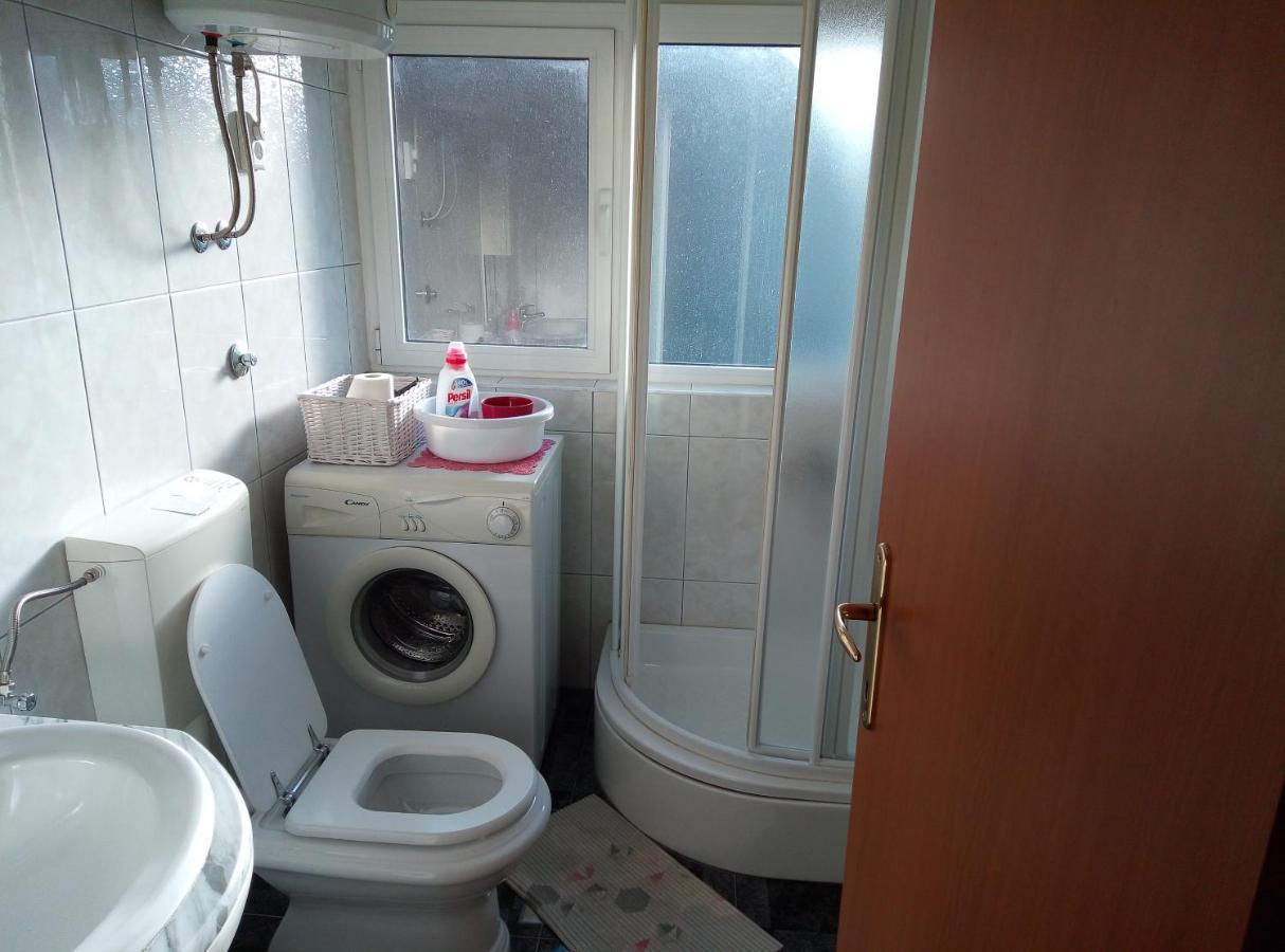 Studio Apt. Downtown سبليت المظهر الخارجي الصورة