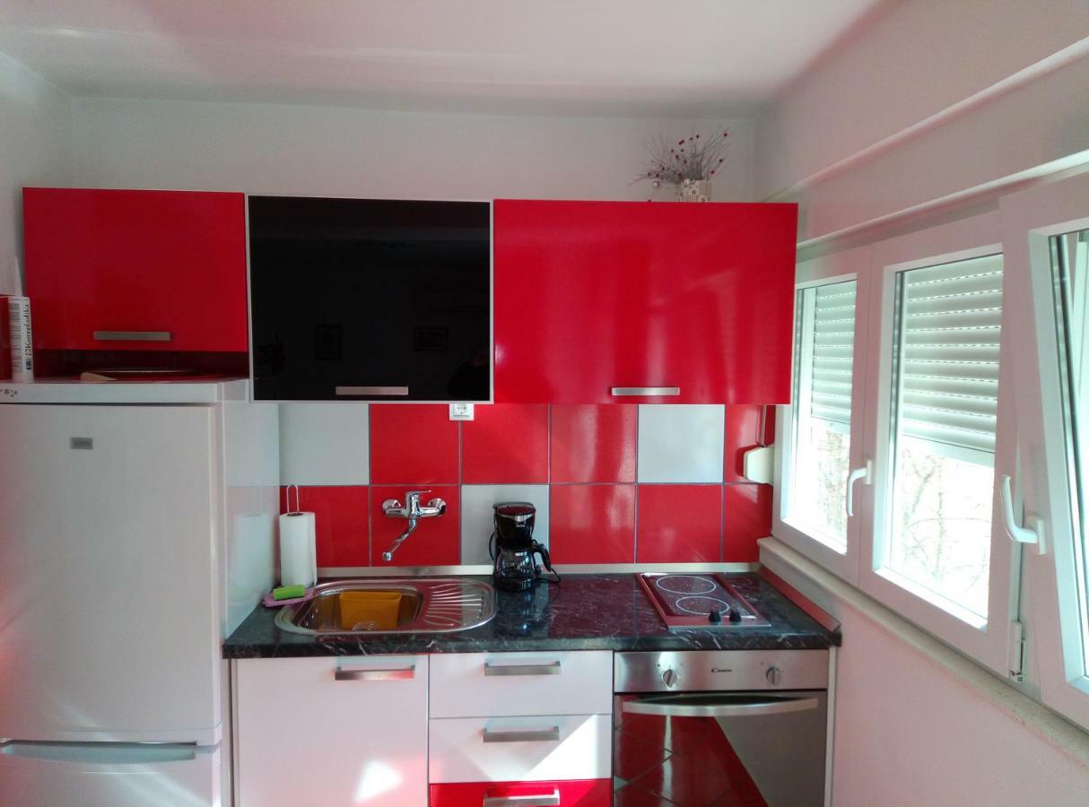 Studio Apt. Downtown سبليت المظهر الخارجي الصورة